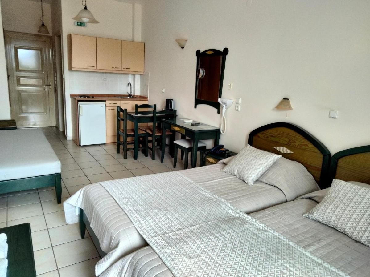 Zannis Hotel Rethymno Esterno foto