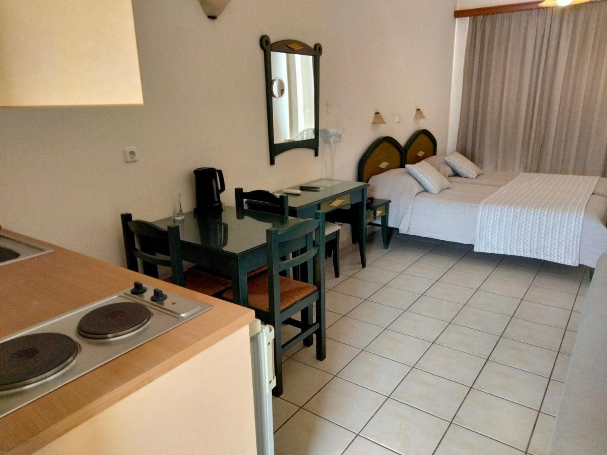 Zannis Hotel Rethymno Esterno foto