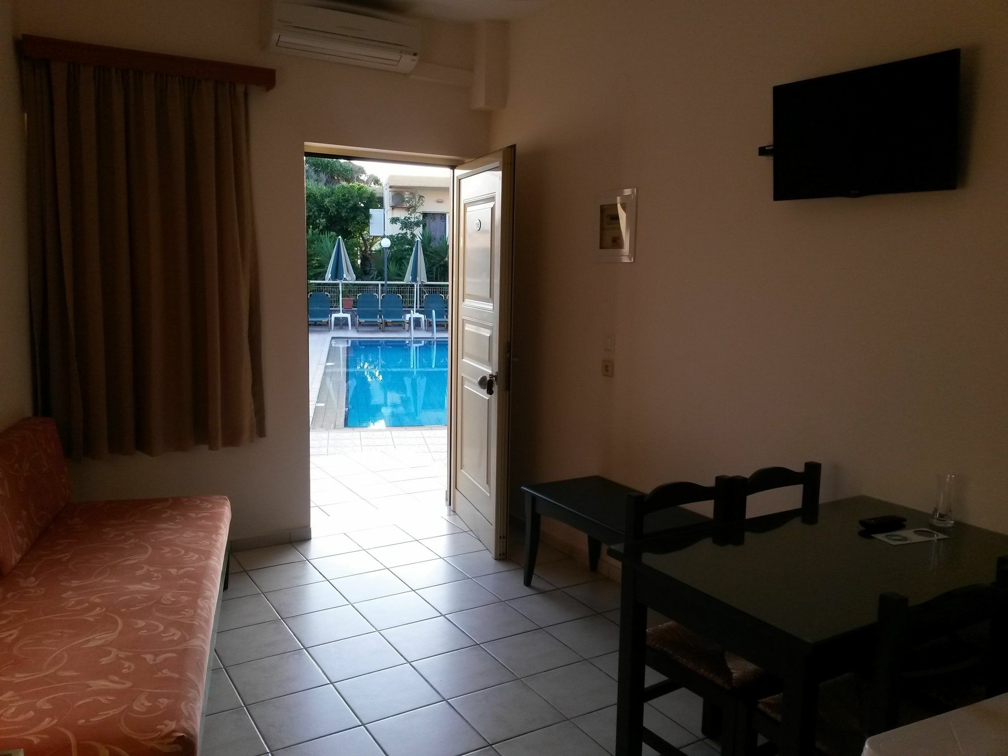 Zannis Hotel Rethymno Esterno foto