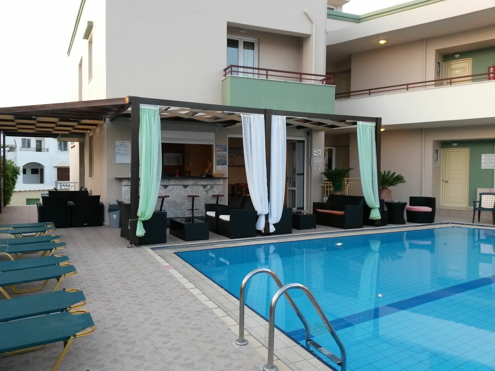 Zannis Hotel Rethymno Esterno foto