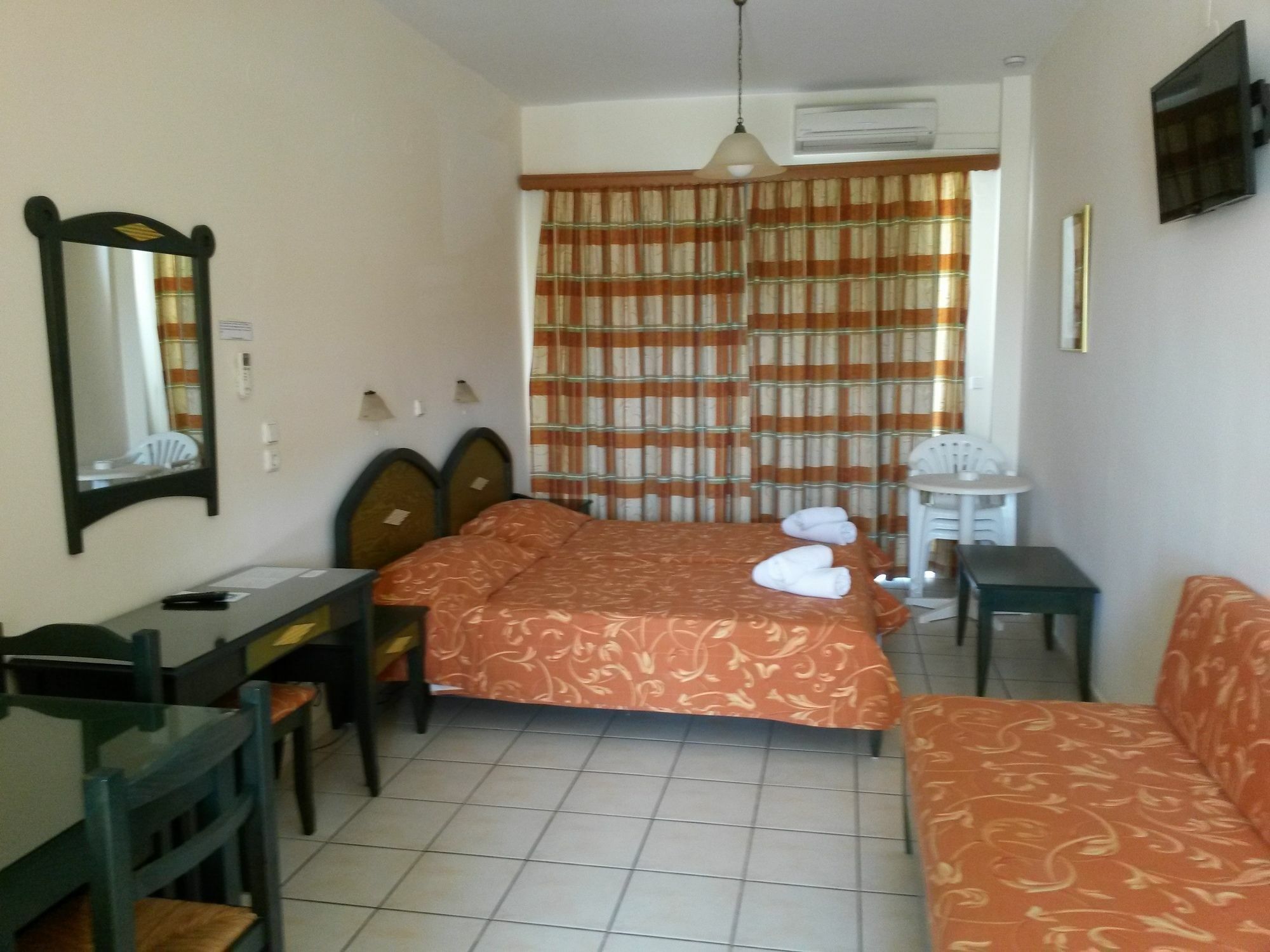Zannis Hotel Rethymno Esterno foto